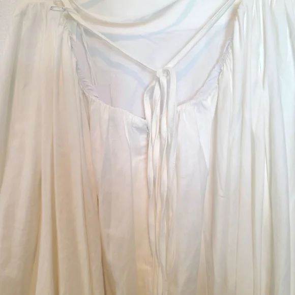 REFORMATION Kaede Dress in White - Picture 10 of 14